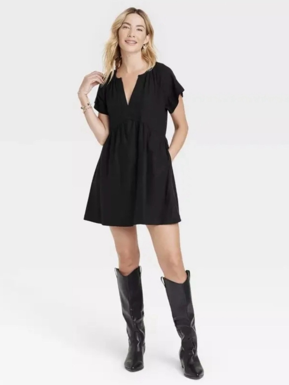 Women’s Black V-Neck Short Sleeve Mini Dress with Pockets 100% Cotton PTP 20”